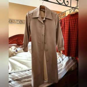 Trench coat, London Fog, 6P, tan